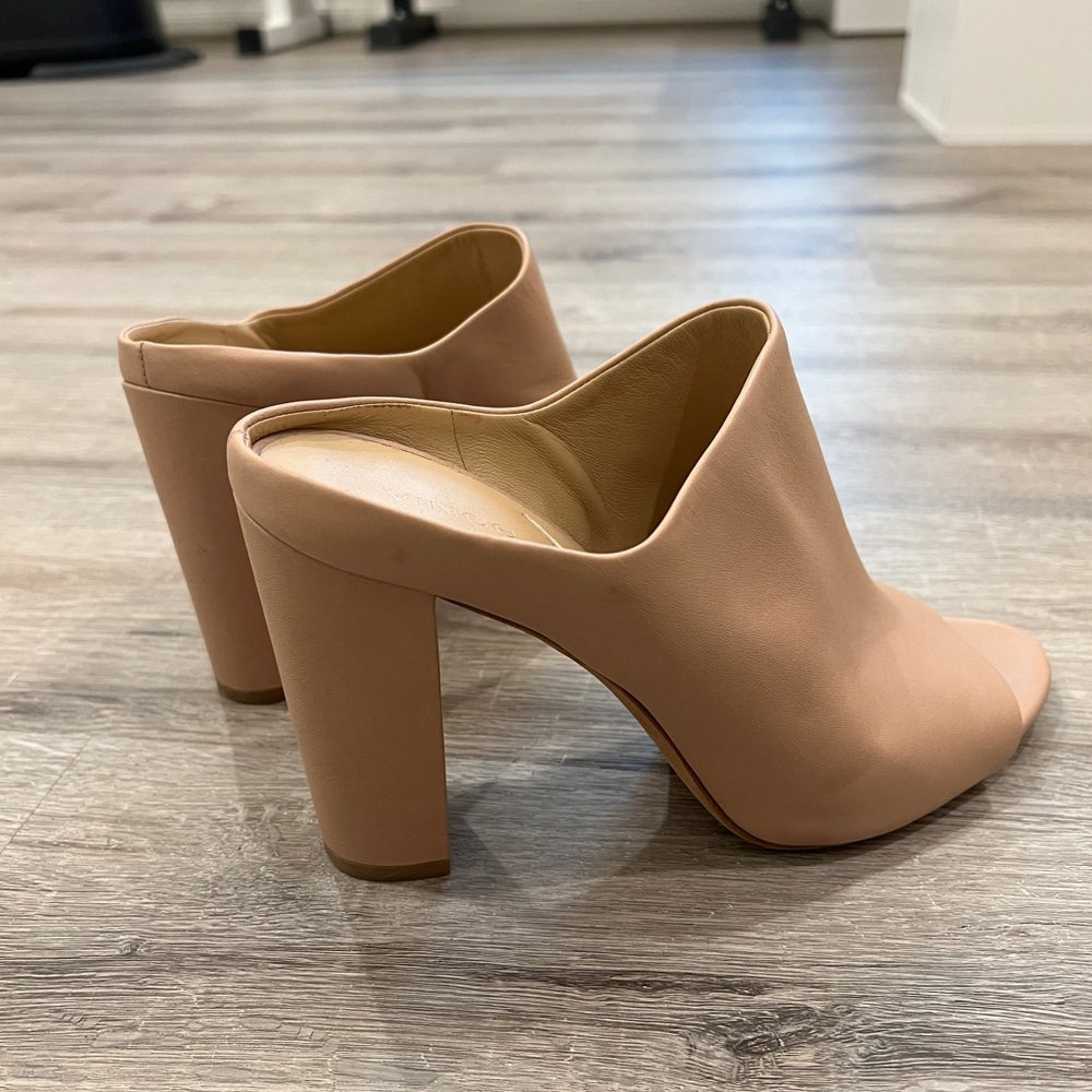 Vince mule heels